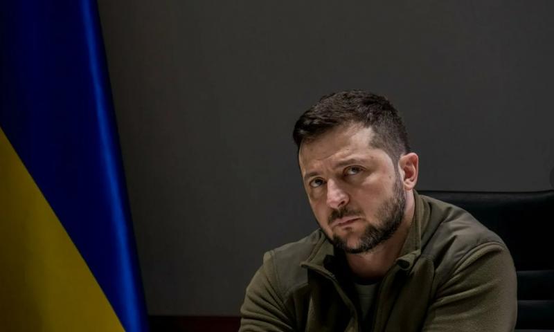 Рейтинг Зеленского падает