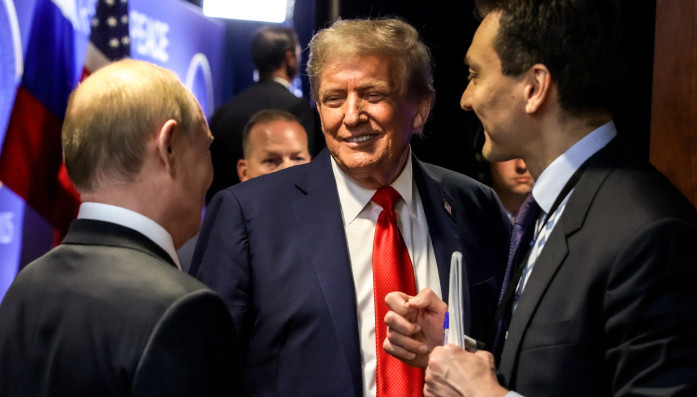 Трамп: «мне не нужно сейчас думать» о санкция в отношении России