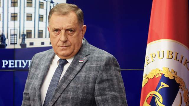 Отстранение Милорада Додика: пока лишь на бумаге, но…