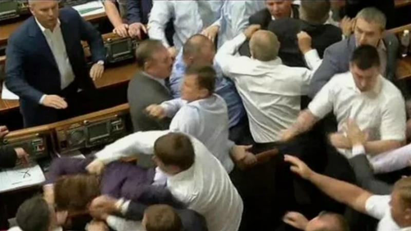 Зеленский и НАБУ: новый закон – новый виток борьбы