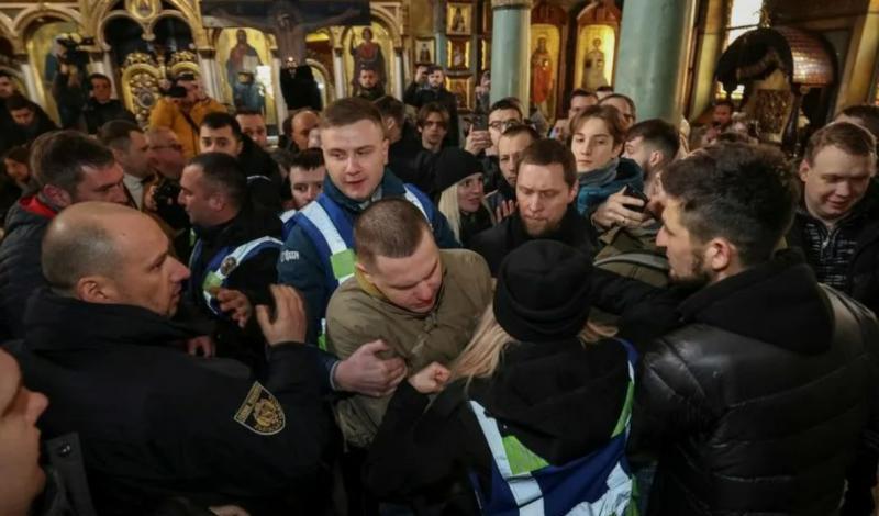 Гонения на украинское каноническое православие нарастают