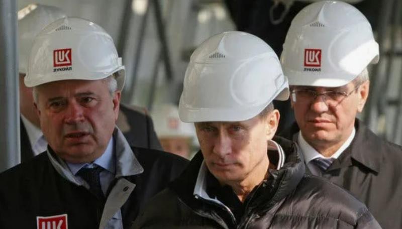 Вашингтон решил попугать<br>российских нефтяников