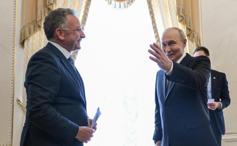 Россия готова возобновить трехсторонние переговоры по Украине