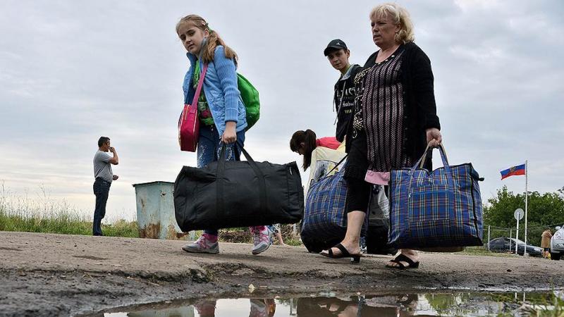 Униженные, брошенные, ограбленные - судьба беженцев на Украине