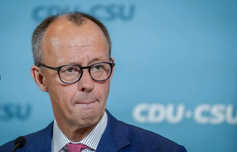 Политика