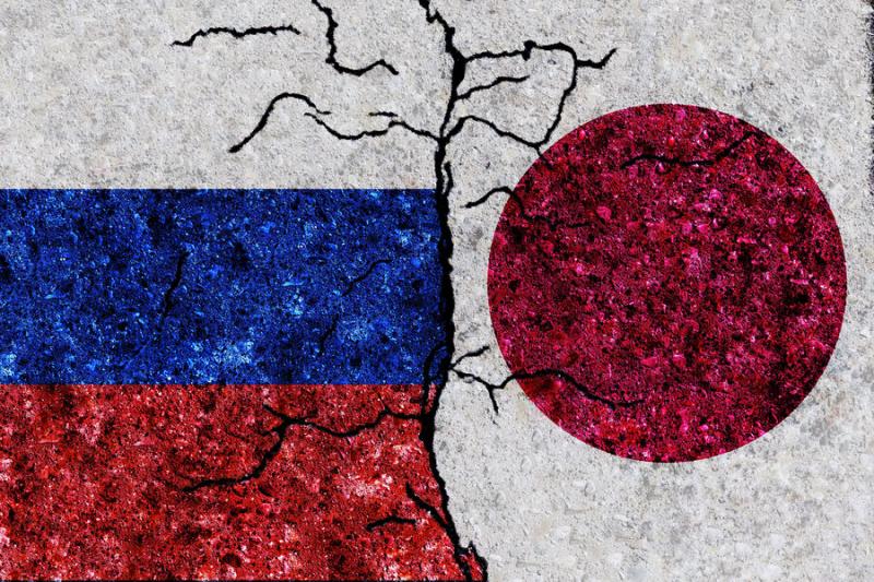 Токио решил прервать паузу в диалоге с Москвой?