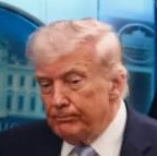 Импичмент или отставка Трампу не грозит - эксперта