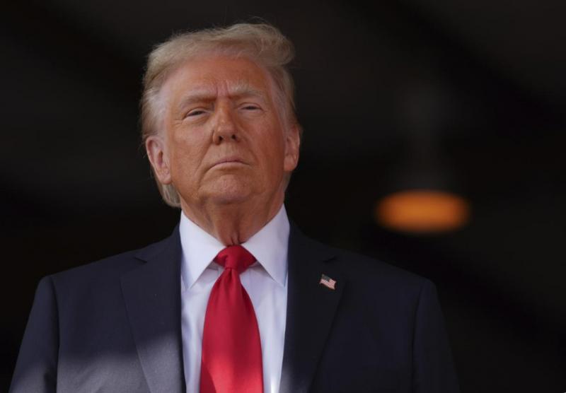 Говоря о выходе из НАТО, Трамп блефует