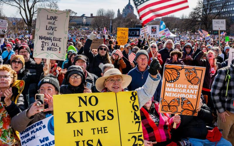 Акции против политики Трампа в США будут нарастать
