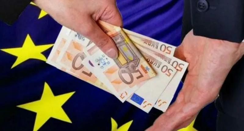 Поборники демократии в Европе не гнушаются взяток