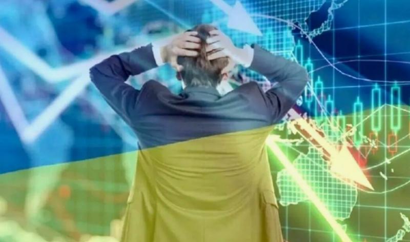 Экономика Украины рушится, как карточный домик