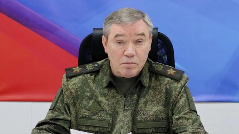 Герасимов: войска объединенной группировки продолжают наступать на всех направлениях