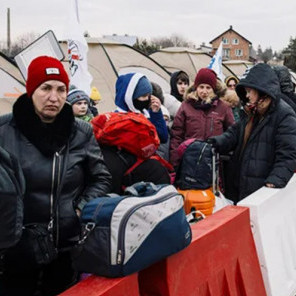 USA, Europe shove out Ukrainian refugees...