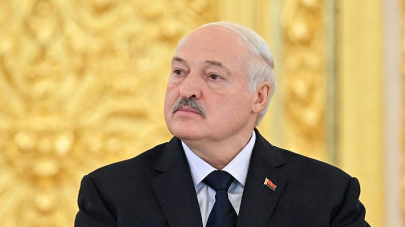 Лукашенко поставлен перед сложным выбором. Мнение