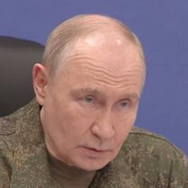 Путин: массированные удары по ВПК Украины должны быть продолжены
