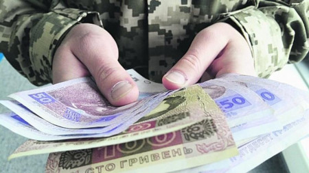 Money talks in Ukrainian military