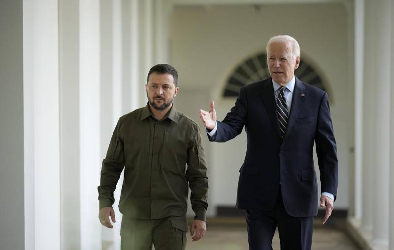 Press review: Prognosing upcoming Zelensky-Biden meetup and Hezbollah ups ante with Israel