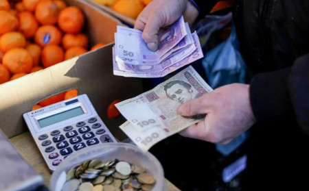 Life strained to limit: inflation hits all-time high in Ukraine