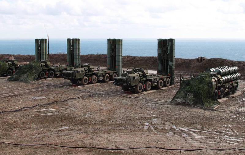 Коррупция на Украине выгодна и Киеву, и Западу. Мнение