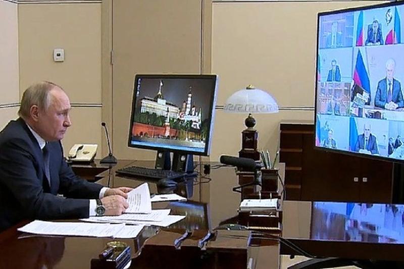 Путин: военная операция на Украине идет по плану