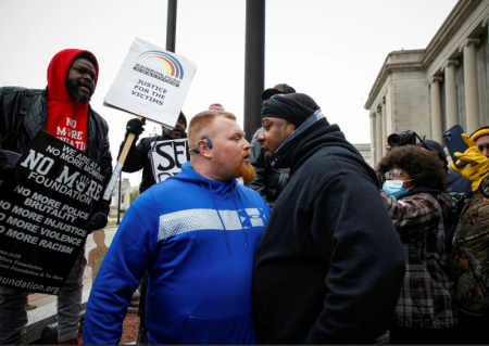 Коррупция на Украине выгодна и Киеву, и Западу. Мнение