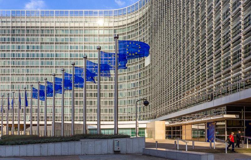 Нарушителям антироссийских санкций ЕС будет грозить пять лет тюрьмы и штраф