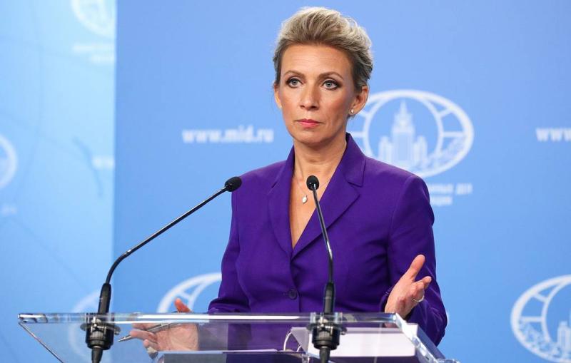 Захарова вручила пранкерам Вовану и Лексусу телефон правительственной связи