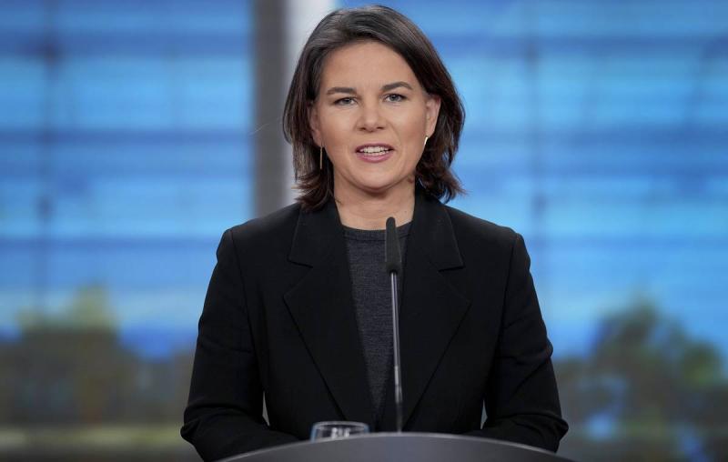 Коррупция на Украине выгодна и Киеву, и Западу. Мнение