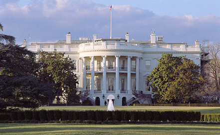 Коррупция на Украине выгодна и Киеву, и Западу. Мнение