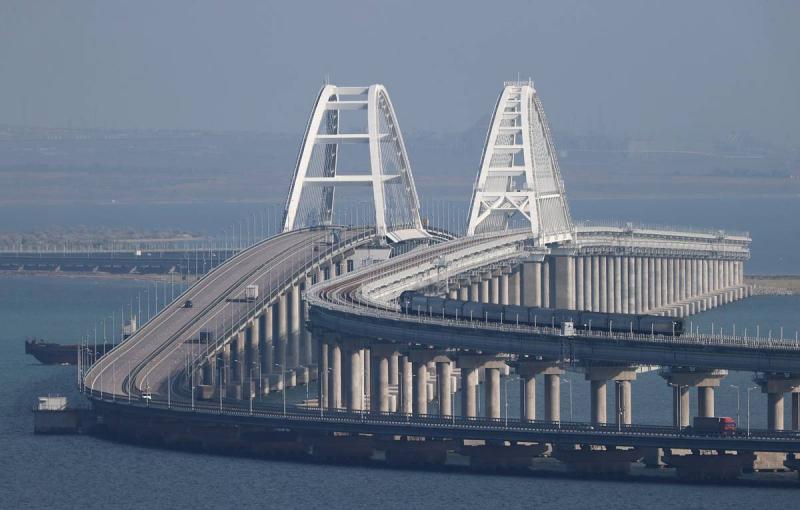 Коррупция на Украине выгодна и Киеву, и Западу. Мнение