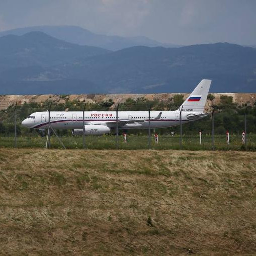 Press review: Russia to hit back at Bulgaria for envoy spat and at Oslo for cargo embargo