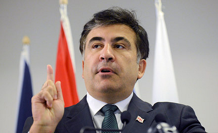 Адвокат Саакашвили рассказал о крайне плохом самочувствии экс-президента Грузии