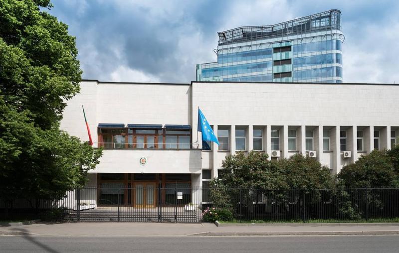 Россия высылает пять сотрудников посольства Португалии