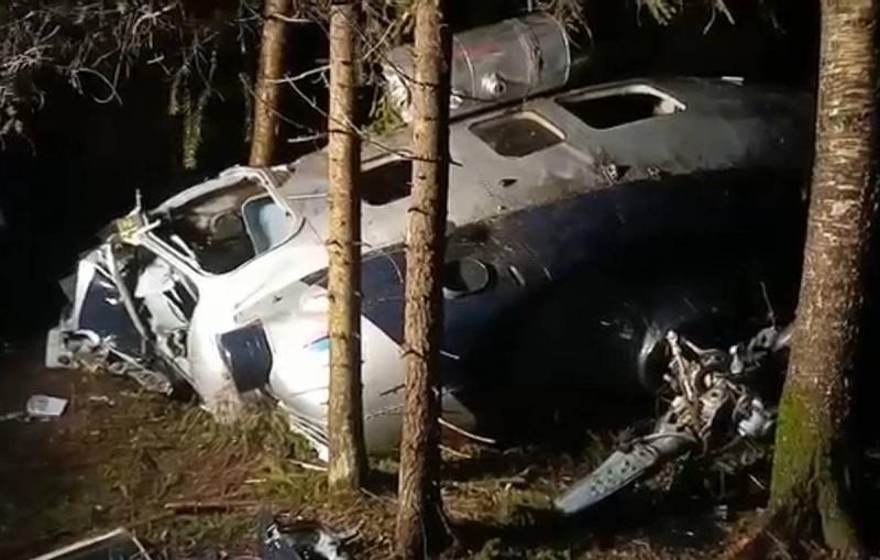 Трое пострадавших при крушении вертолета Ми-2 находятся в реанимации