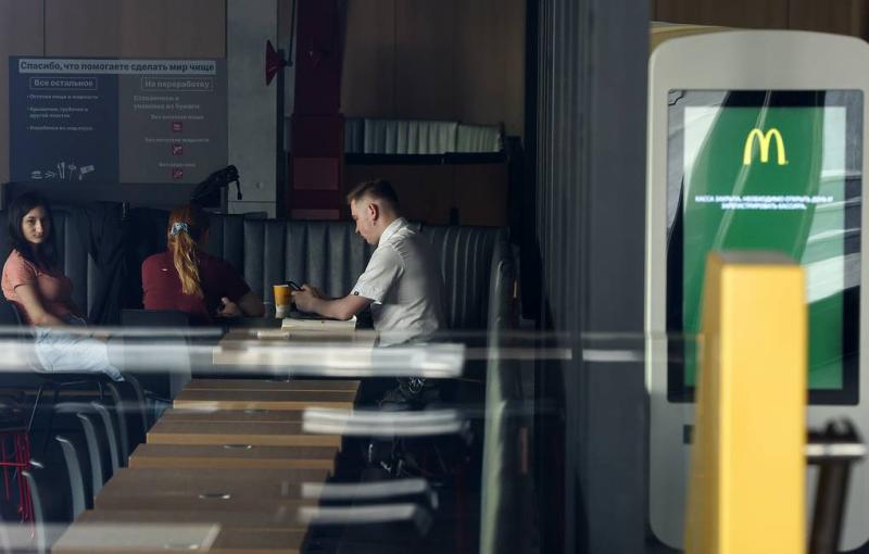 Коррупция на Украине выгодна и Киеву, и Западу. Мнение