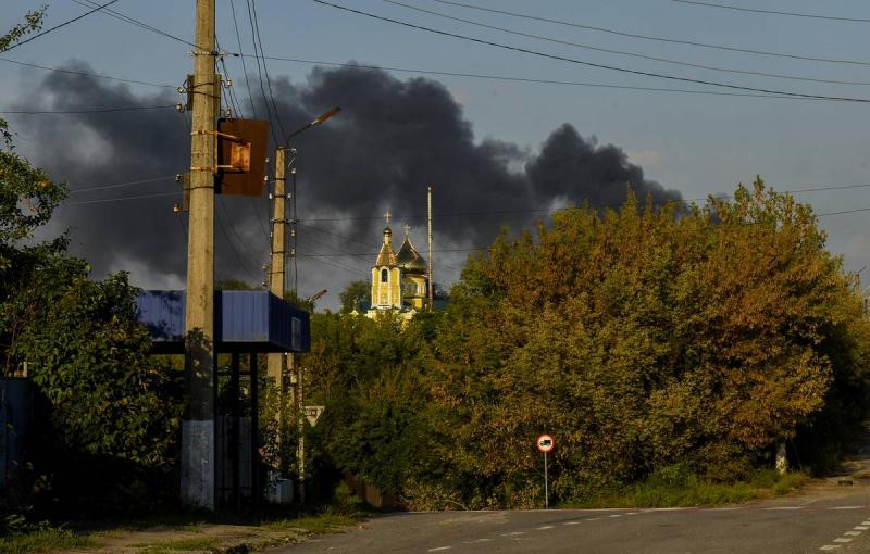 Депутат Рады сообщил о звуках взрывов в Киевской и Хмельницкой областях