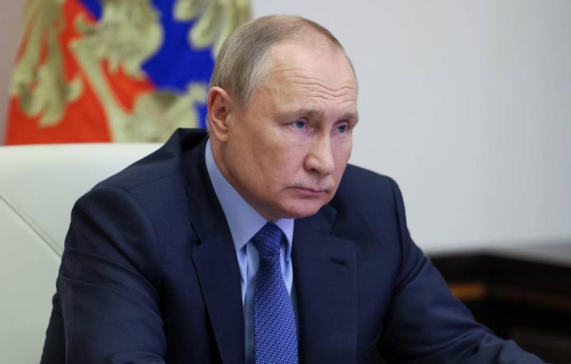 Путин ночью по телефону обсудил с Пашиняном эскалацию на границе Армении и Азербайджана