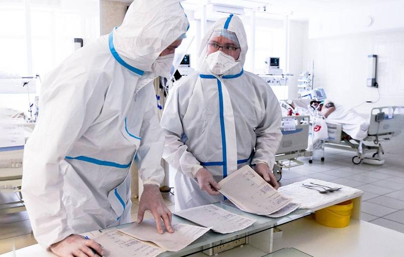 В России за сутки подтвердили 15 477 случаев заражения ковидом