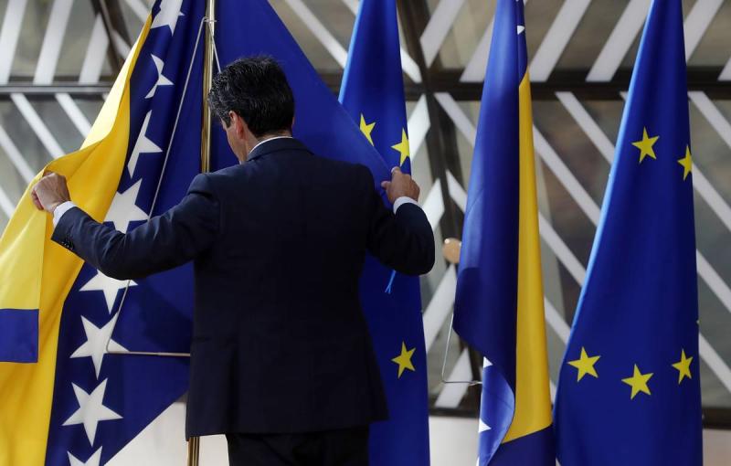 AFP: Евросоюз согласовал предоставление Боснии и Герцеговине статуса кандидата в сообщество