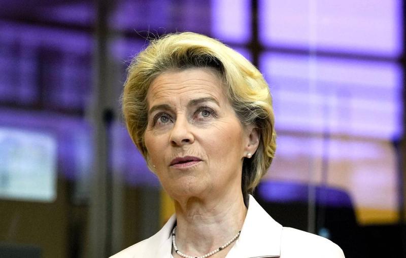Глава Еврокомиссии пообещала сохранить санкции в отношении РФ и 