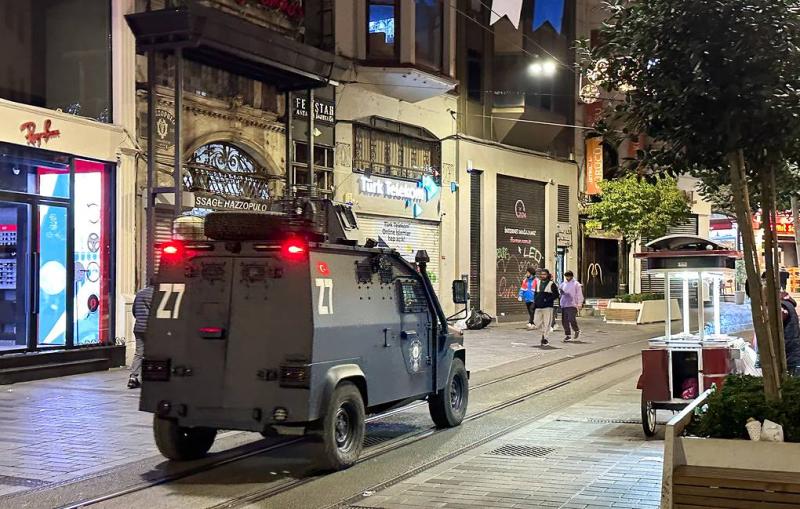 Turkish police detain man who left bomb on Istiklal street in Istanbul