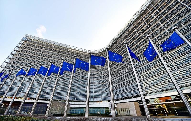 Reuters рассказал о планах Еврокомиссии смягчить часть санкций против России