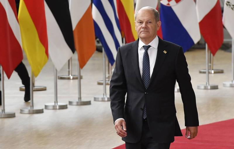 Scholz, Macron, Draghi bring to Kiev EU candidate status, call for dialogue