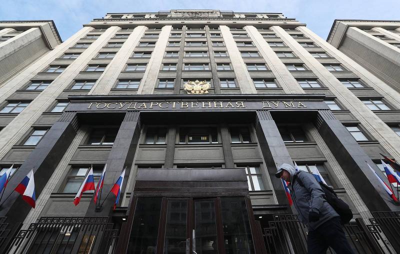 В Госдуму внесли инициативу об отмене отсрочки от призыва для сенаторов и депутатов