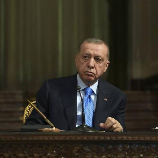 Press review: Erdogan heads to Ukraine and China, India buy up EU-shunned Russian coal