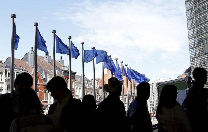 Коррупция на Украине выгодна и Киеву, и Западу. Мнение