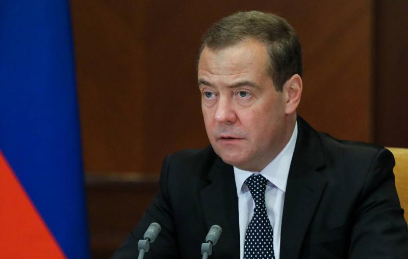 Медведев предположил, что ЕС исчезнет раньше, чем примет в свой состав Украину