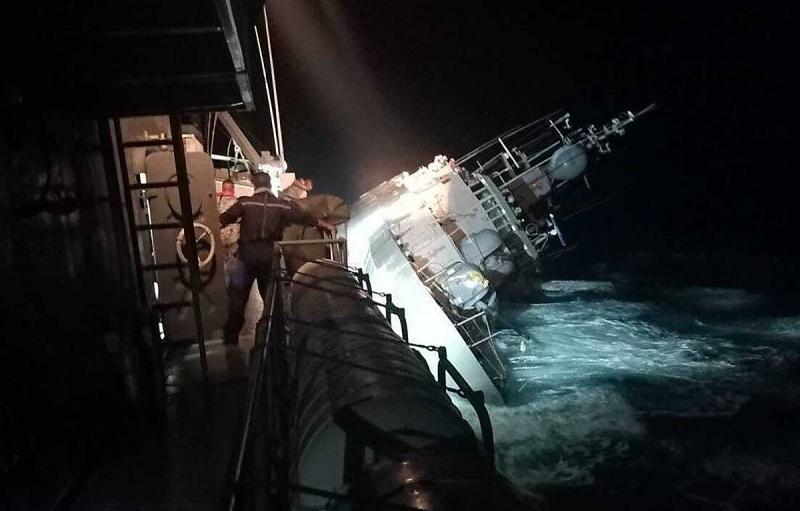 В Таиланде в результате шторма затонул корвет 