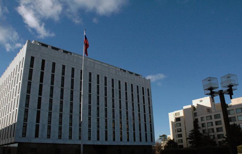 Коррупция на Украине выгодна и Киеву, и Западу. Мнение