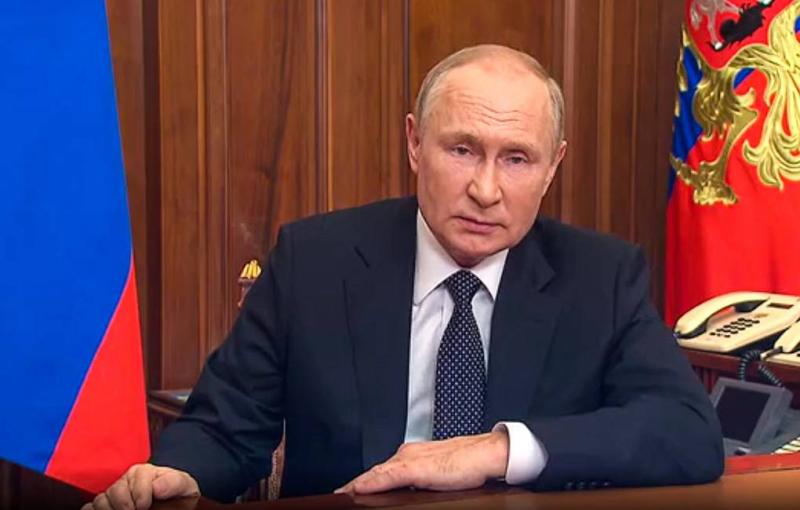 Putin signs decree on partial mobilization in Russia